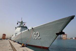 2023年4月27日，南寧艦抵達沙特阿拉伯吉達港